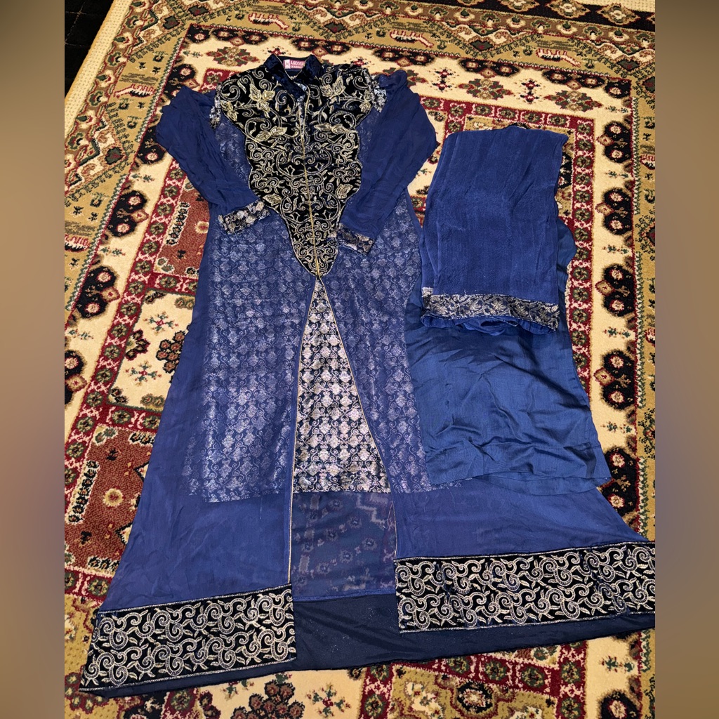Womens Brand New Traditional Indian Desi Pakistani Blue Size Small Outfit 3pc
